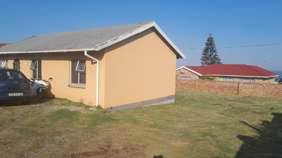 3 Bedroom Property for Sale in Sunnyridge Eastern Cape